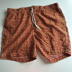 Men’s polo Ralph Lauren swim trunks, xl, red green gold, has liner in trunks